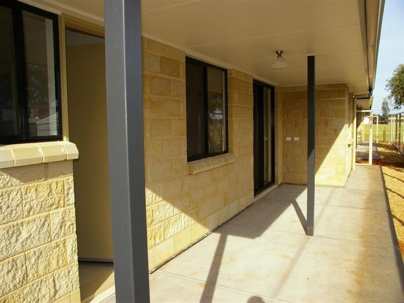 2/21 Hale Street, Renmark SA 5341