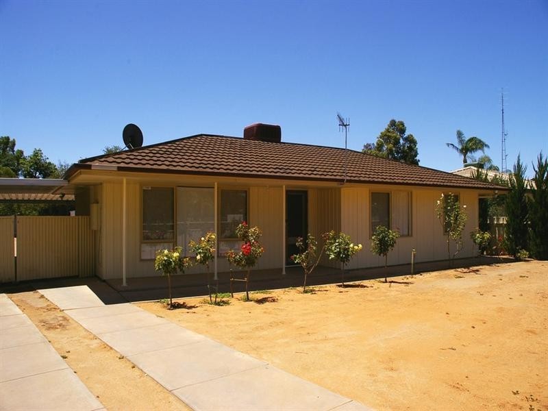 41 Sims Parade, Renmark SA 5341