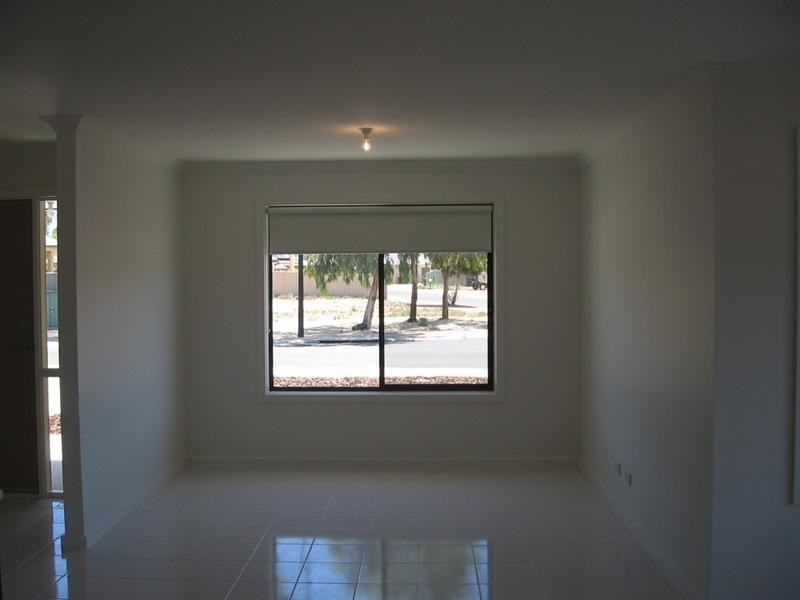 17 Orchard Drive, Renmark SA 5341