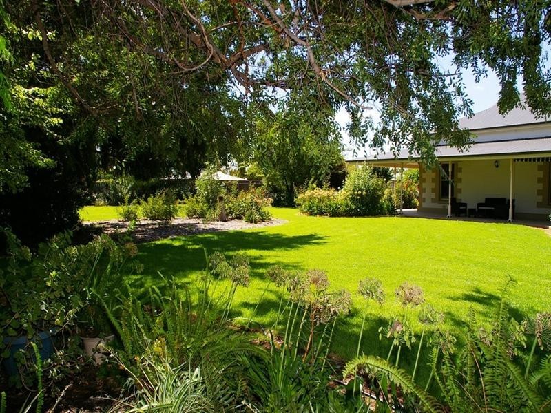 17 Twentyfirst Street, Renmark SA 5341