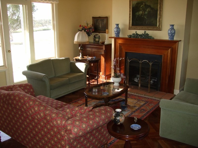 12 Townsend Street, Renmark SA 5341