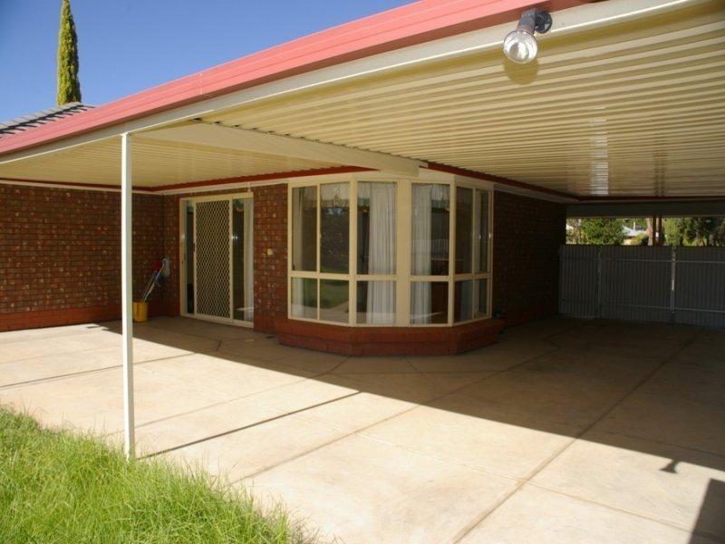 16 Cedar Avenue, Renmark SA 5341