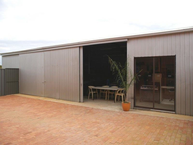 76 Cuttle Street, Renmark SA 5341