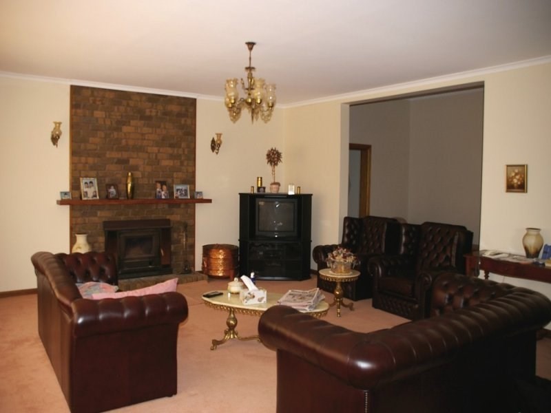 12 Orroroo Street, Renmark SA 5341