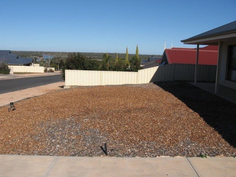 9 Ian Drive, Paringa SA 5340
