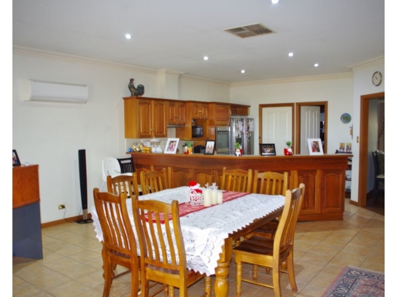 237 Arumpo Street, Renmark SA 5341