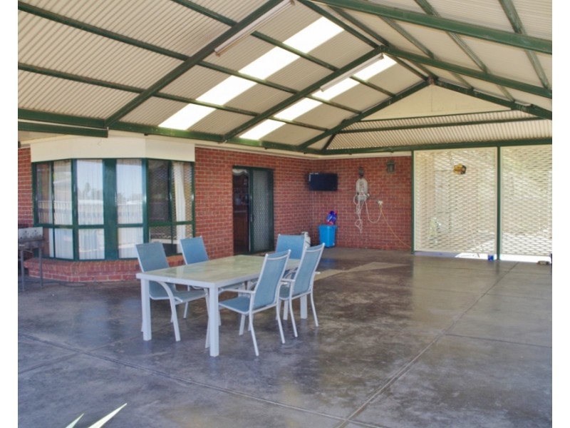 237 Arumpo Street, Renmark SA 5341