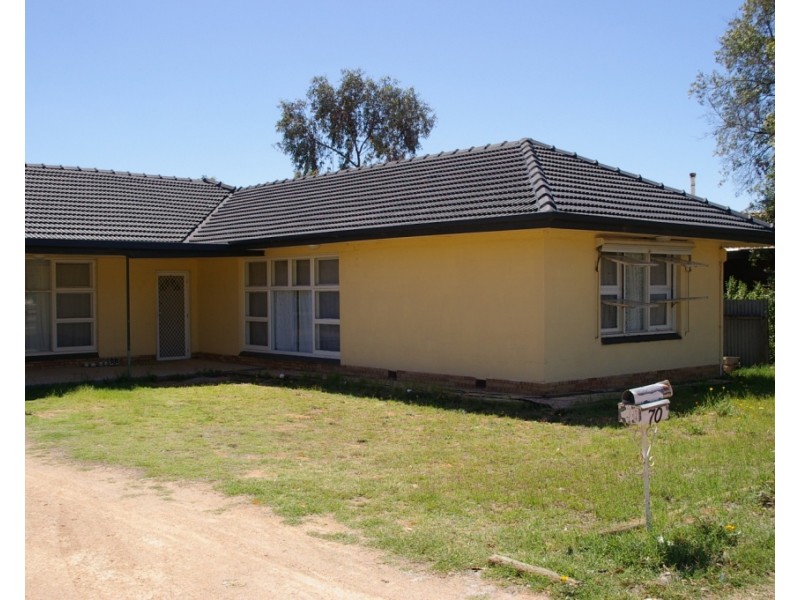 70 Twentieth Street, Renmark SA 5341