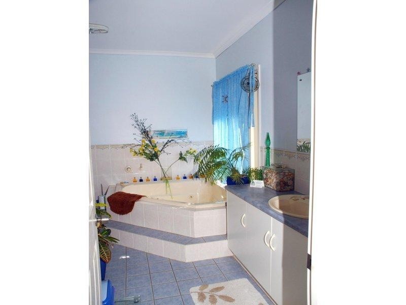 247 Twentyfirst Street, Renmark SA 5341