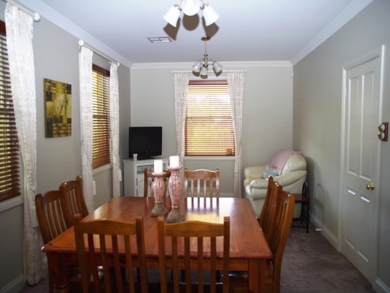 17 Twentyfirst Street, Renmark SA 5341