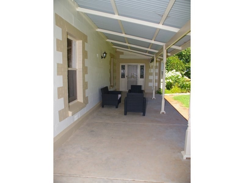 17 Twentyfirst Street, Renmark SA 5341