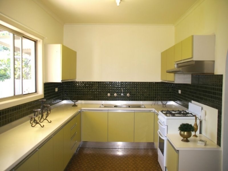 54 Thirteenth Street, Renmark SA 5341