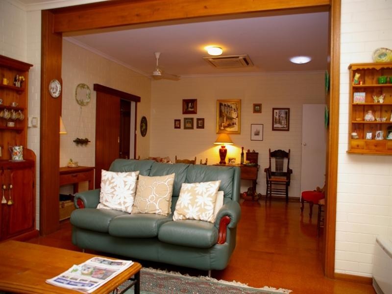 2 Marrara Street, Renmark SA 5341