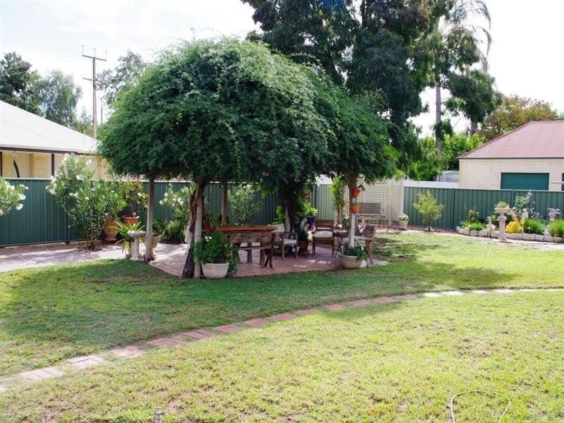 2 Marrara Street, Renmark SA 5341