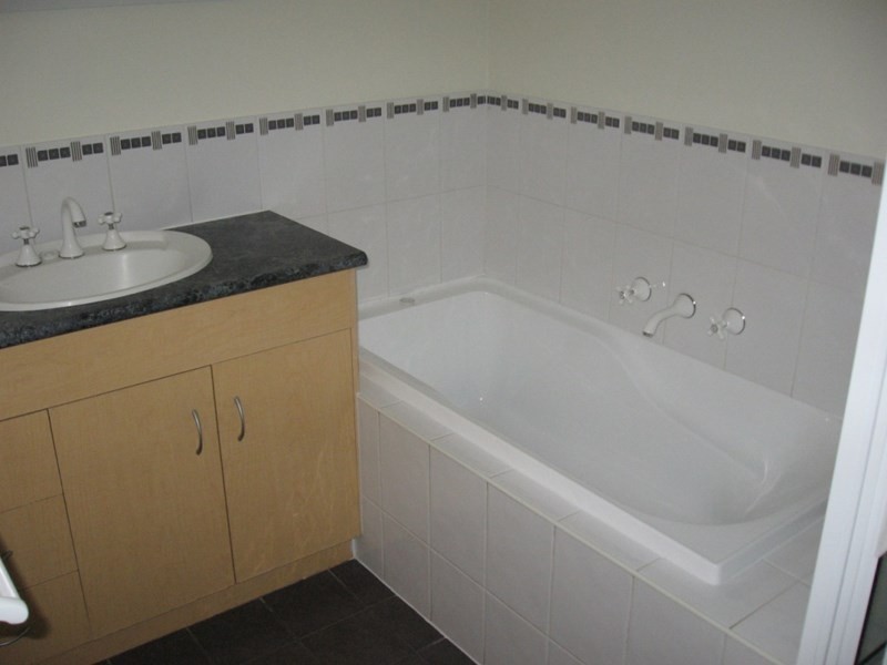 5 Scarborough Court, Renmark SA 5341