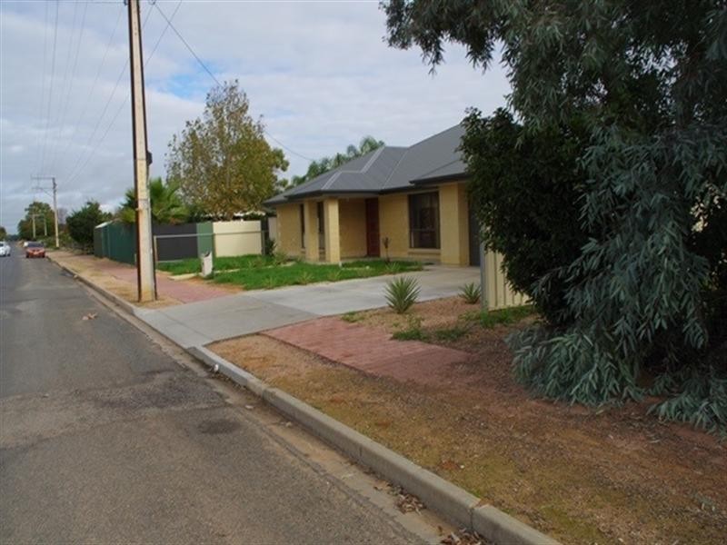 39 Pyap Street, Renmark SA 5341