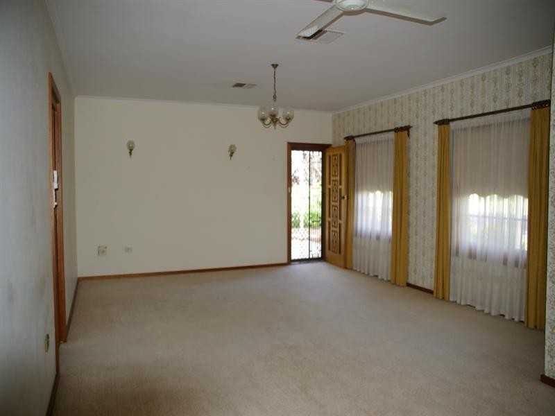 69 Murray Avenue, Renmark SA 5341