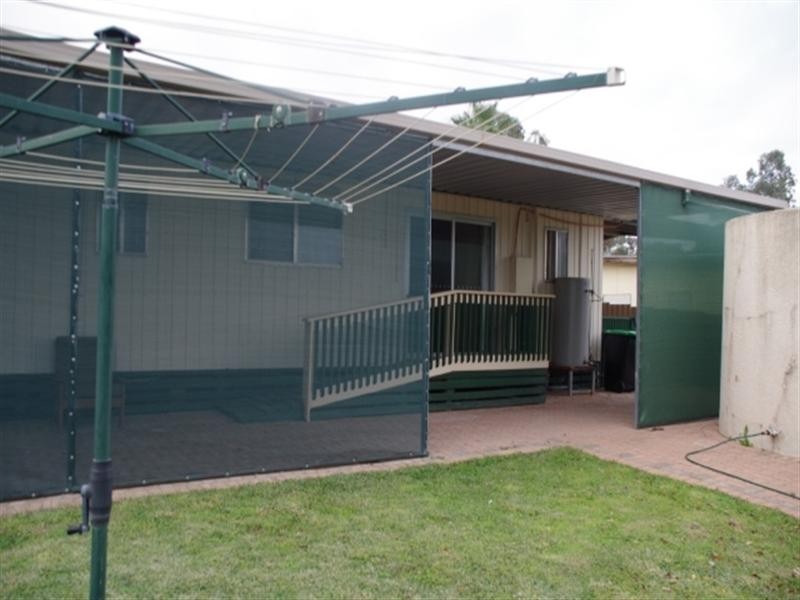 24 Stockel Terrace, Paringa SA 5340