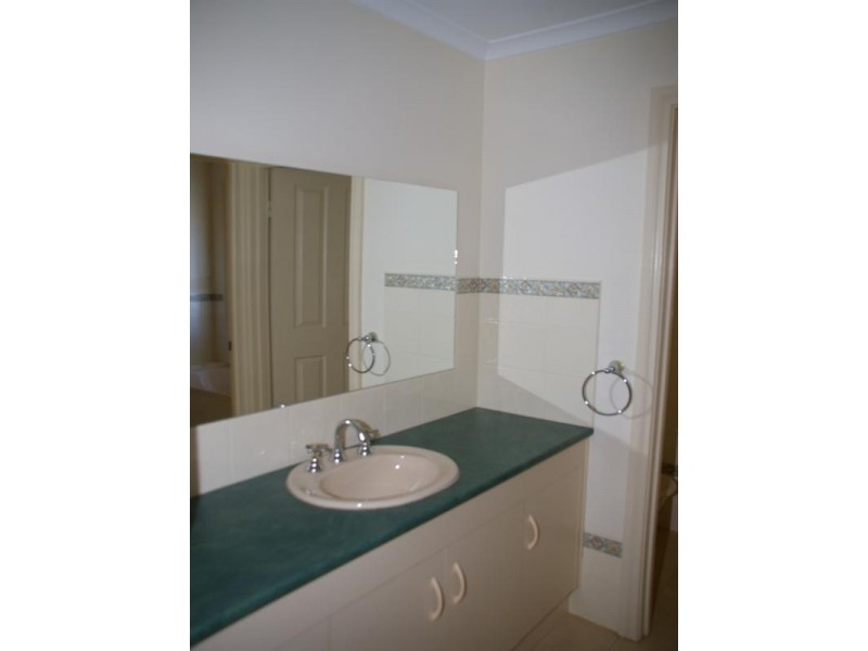 20 Railway Terrace, Renmark SA 5341