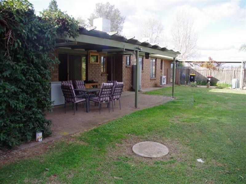 287 Cucumunga Street, Renmark SA 5341