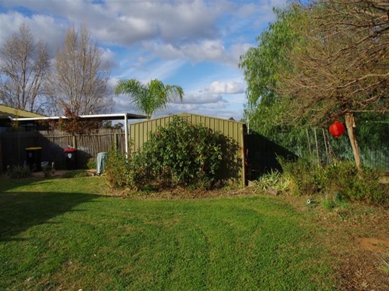287 Cucumunga Street, Renmark SA 5341