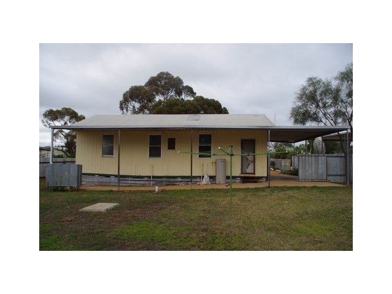 45 McGregor Street, Berri SA 5343