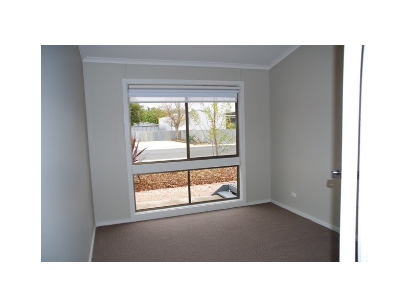 8 Alma Street, Renmark SA 5341