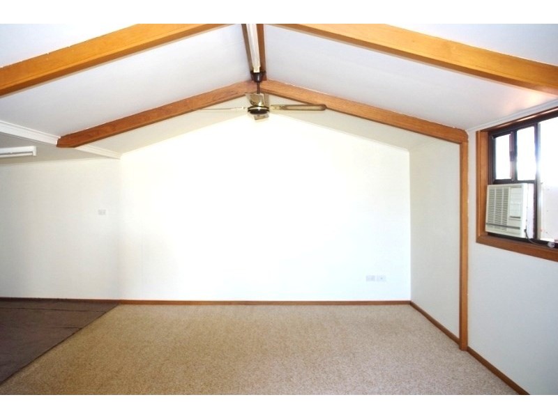 7 Tea Tree Crescent, Renmark SA 5341