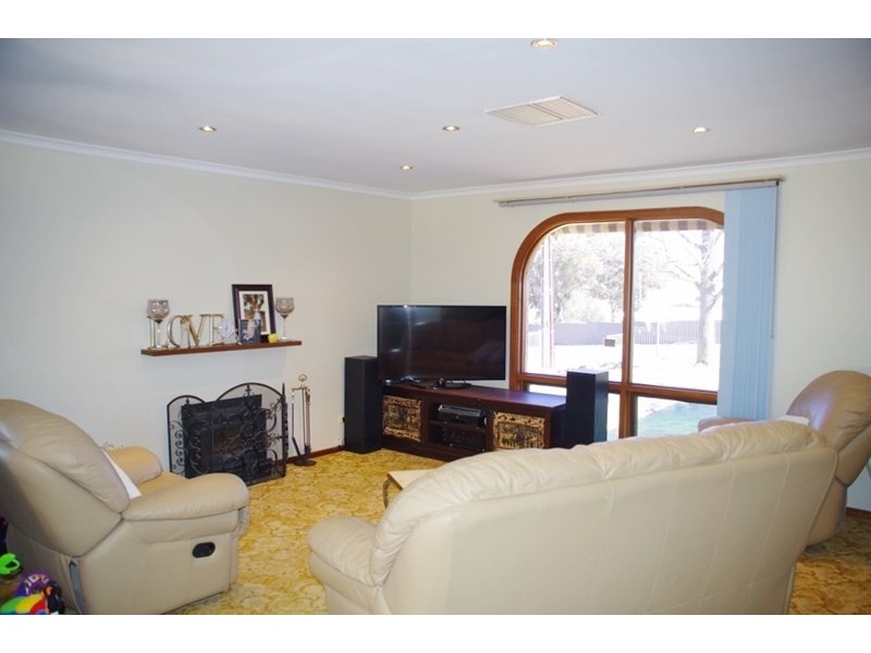 6 Elenore Avenue, Paringa SA 5340
