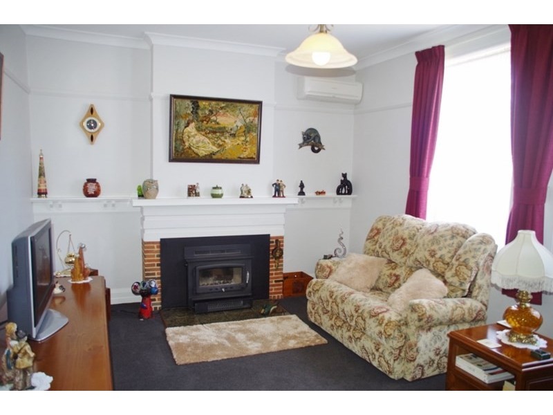 6 Thirteenth Street, Renmark SA 5341