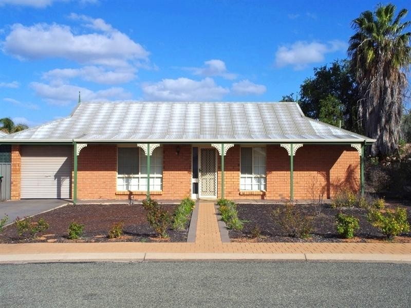 8 Meander Avenue, Renmark SA 5341