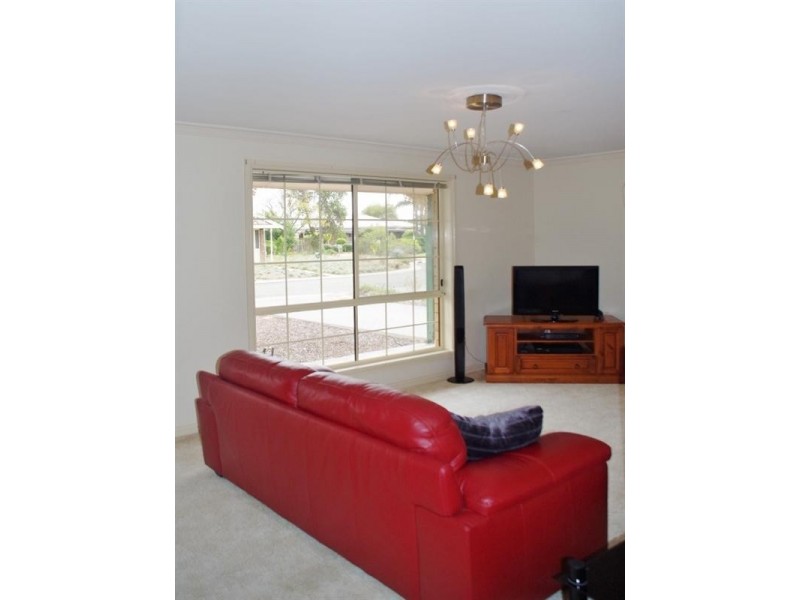 8 Meander Avenue, Renmark SA 5341