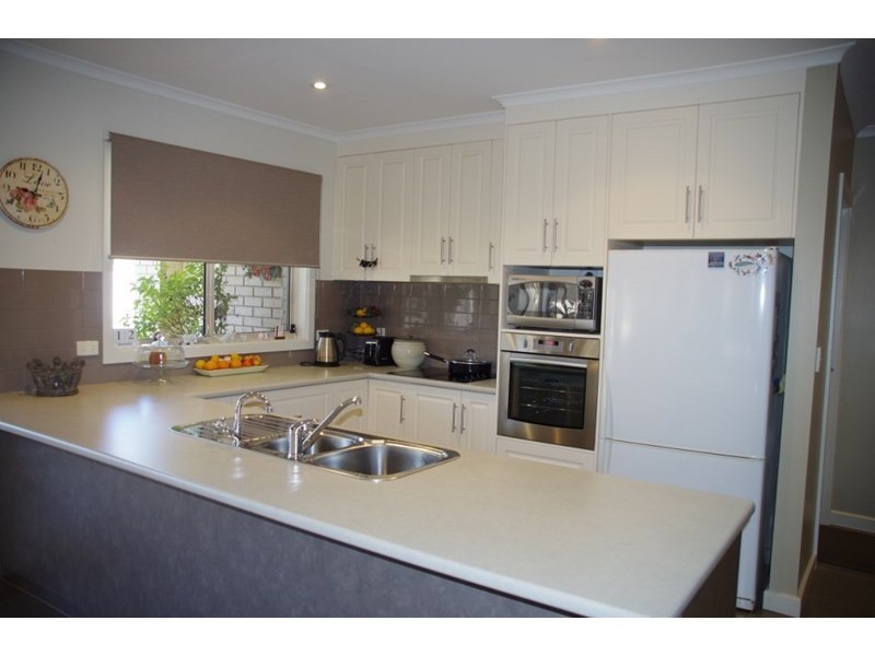 5 Cook Street, Renmark SA 5341