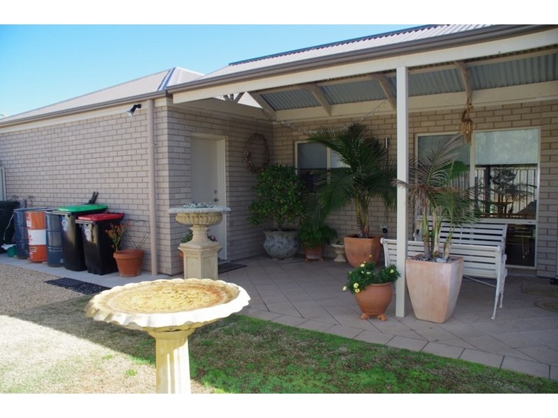 5 Cook Street, Renmark SA 5341