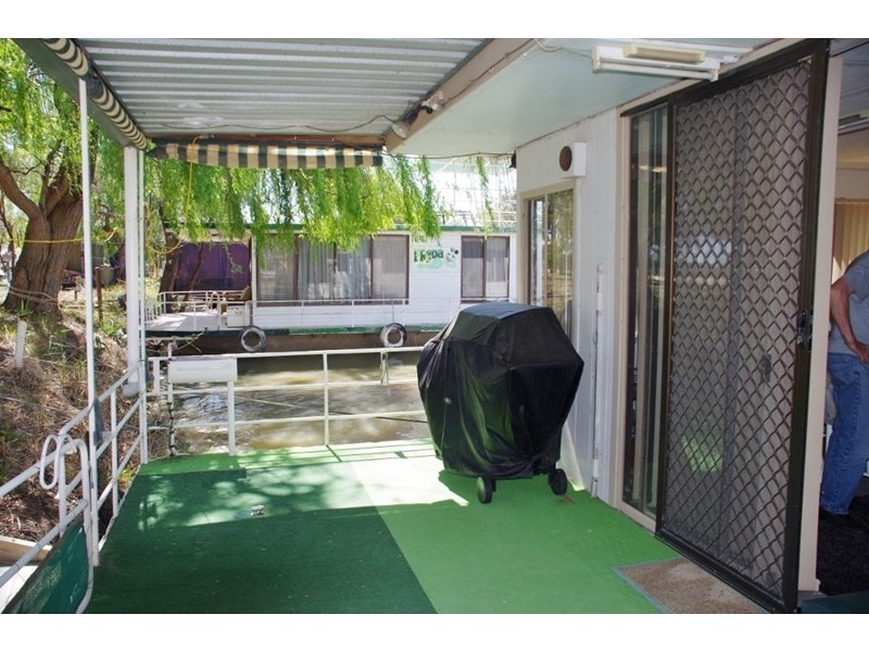 Olivia Grace Houseboat, Renmark SA 5341