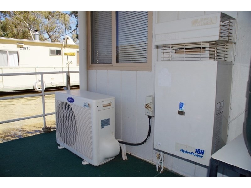 Olivia Grace Houseboat, Renmark SA 5341