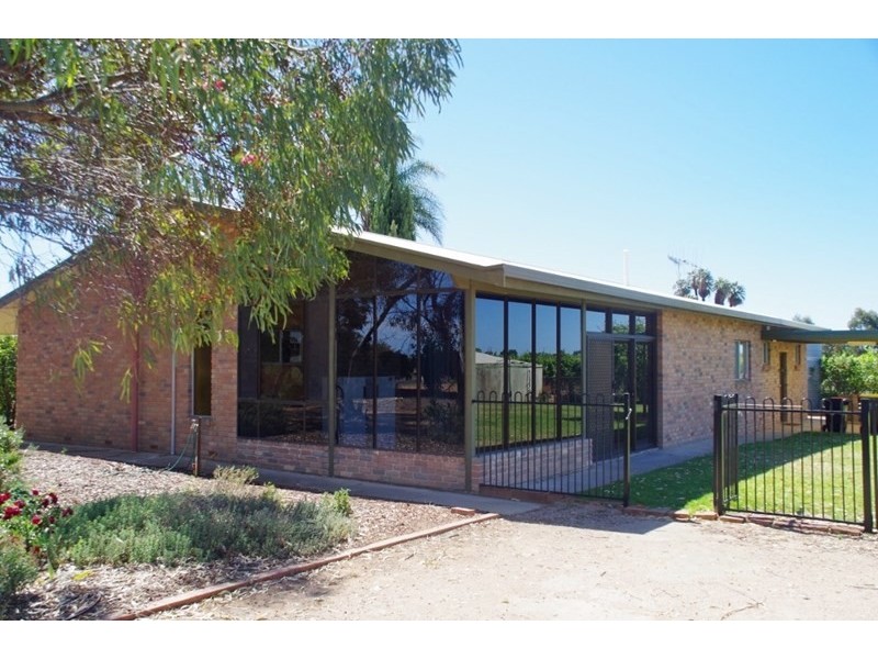 543 Tarcoola Street, Renmark SA 5341