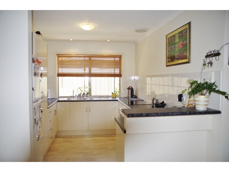 8 Curtis Avenue, Paringa SA 5340