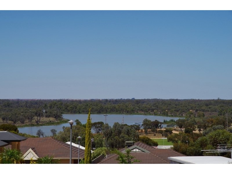 8 Curtis Avenue, Paringa SA 5340