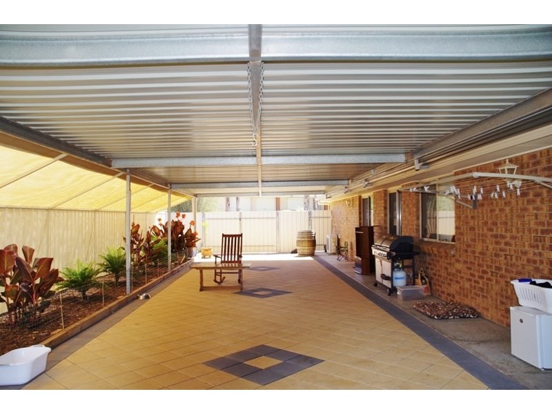 8 Curtis Avenue, Paringa SA 5340