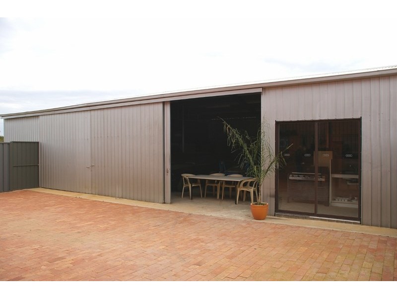 76 Cuttle Street, Renmark SA 5341