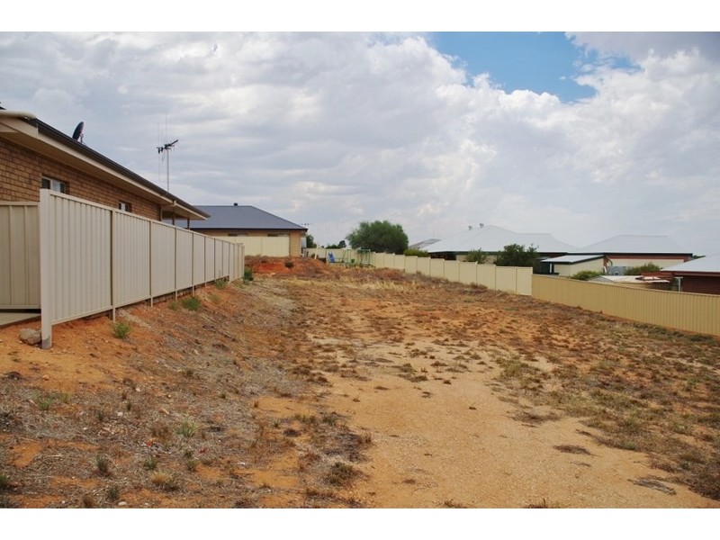 12 Ian Drive, Paringa SA 5340