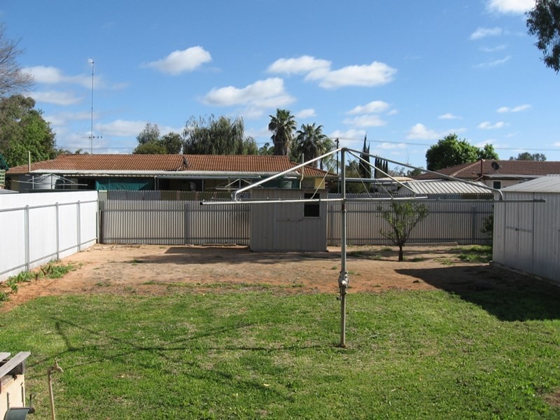 12 Belah Street, Renmark SA 5341