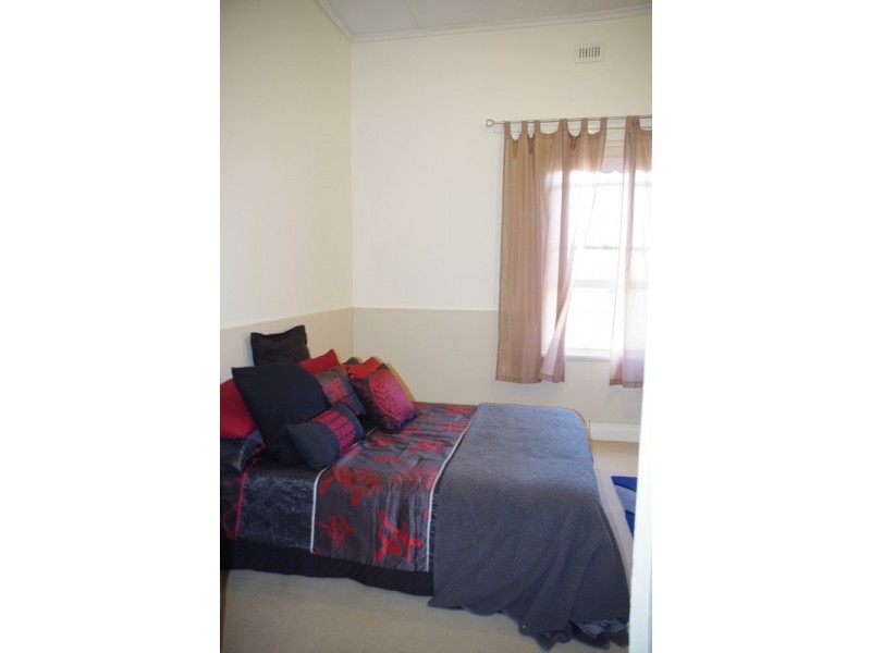 54 Thirteenth Street, Renmark SA 5341