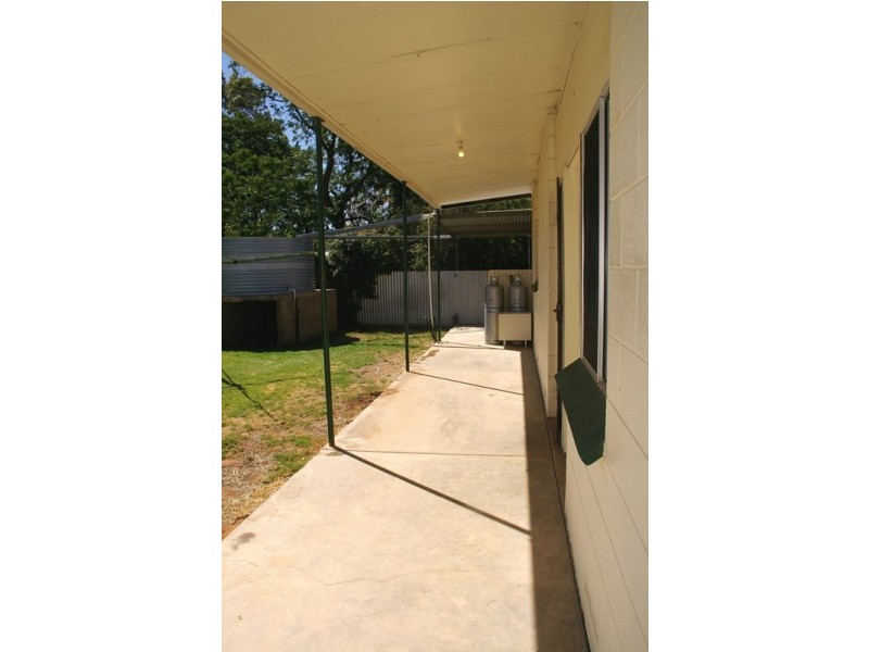 54 Thirteenth Street, Renmark SA 5341