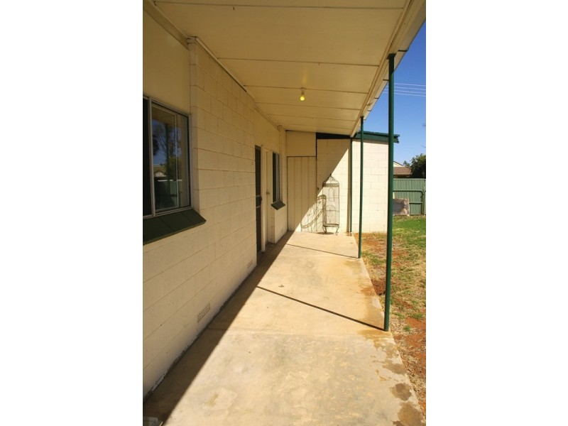 54 Thirteenth Street, Renmark SA 5341