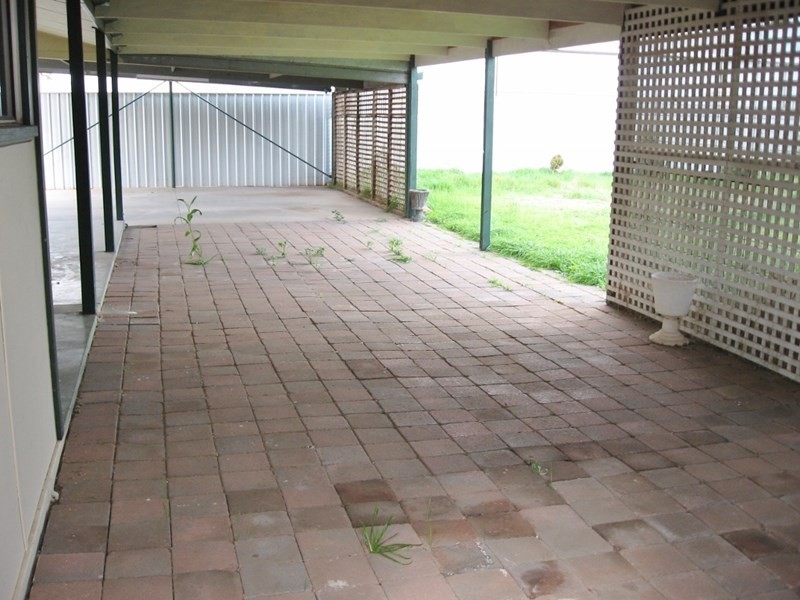 99 Sixteenth Street, Renmark SA 5341