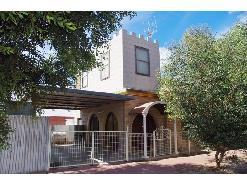 118 Renmark Avenue, Renmark SA 5341