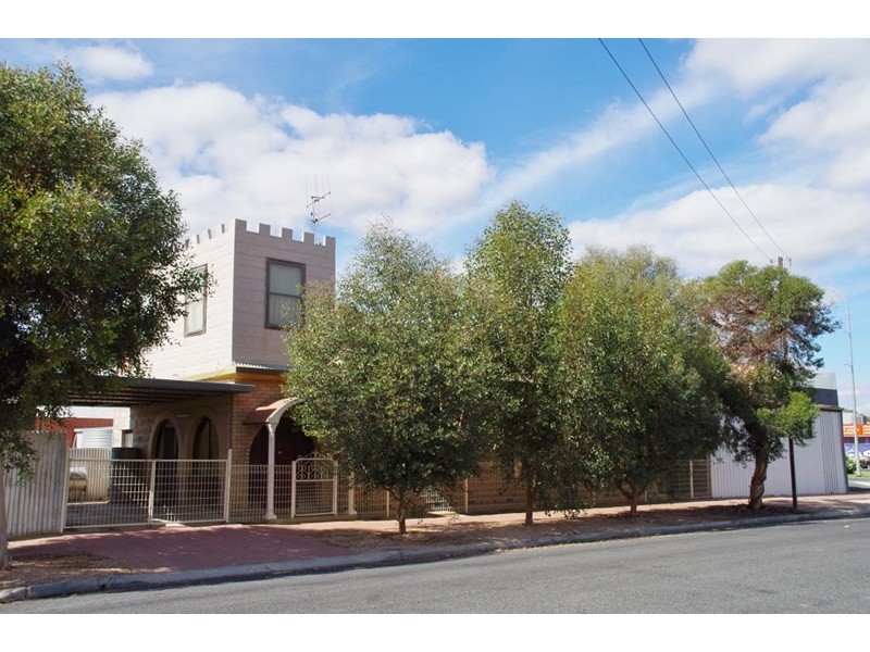 118 Renmark Avenue, Renmark SA 5341