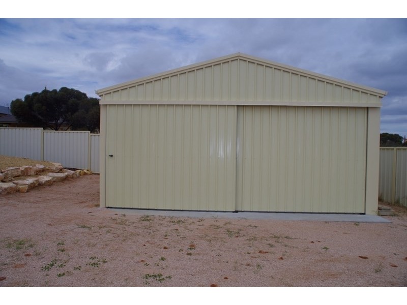 11 Eckermann Close, Paringa SA 5340